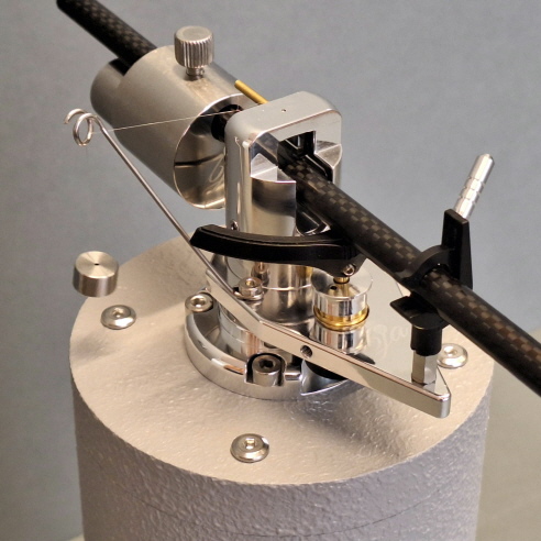 BJA Turntables � 14" Carbon-Aluminum Tonearm